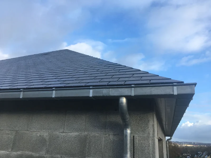 Couverture d’un pavillon à Fougères
