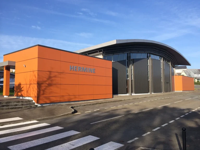 Bardage façade - réalisation Bonhomme Couverture